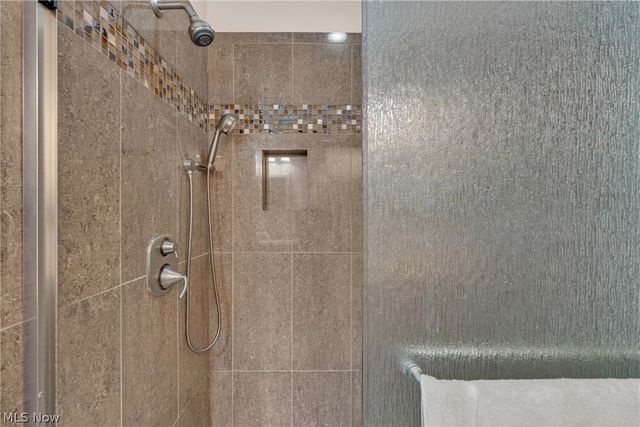 22137 Meadownorth Court, Strongsville, OH 44149