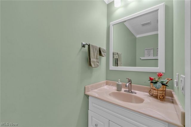 22137 Meadownorth Court, Strongsville, OH 44149