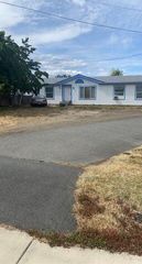 2720 Redwood Avenue, Grants Pass, OR 97527