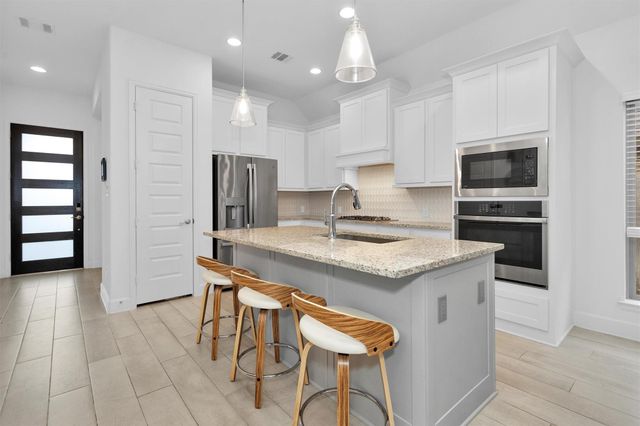 20819 Little Sebastian Trail, Tomball, TX 77377