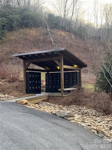 1394 Daydream Ridge, Swannanoa, NC 28778