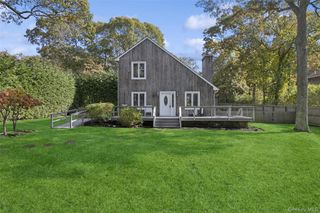 4 Morris Court, Westhampton Beach, NY 11978