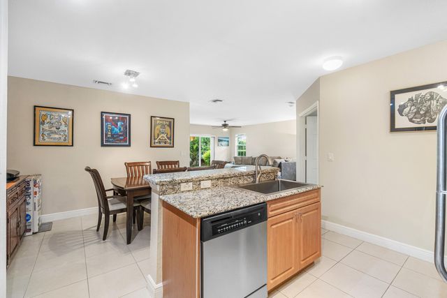 6719 Old Farm Trail, Boynton Beach, FL 33437