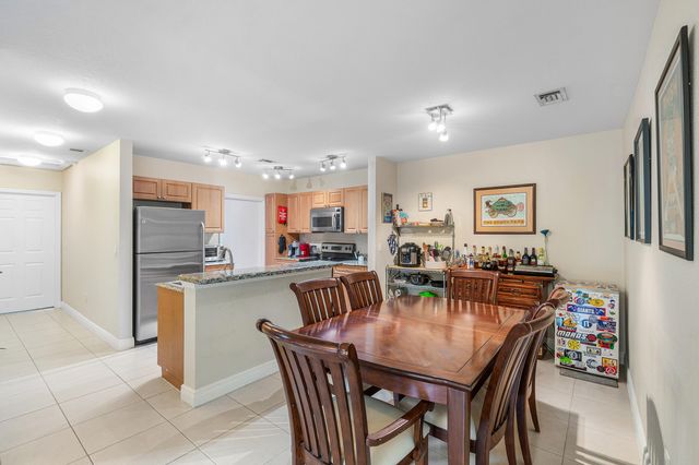 6719 Old Farm Trail, Boynton Beach, FL 33437
