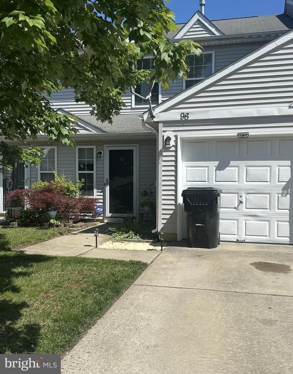 96 HIGH MEADOWS DR, Sicklerville, NJ 08081