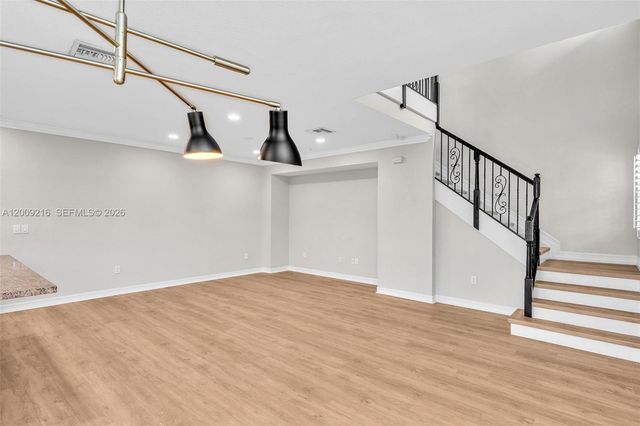 11541 SW 15th St, Pembroke Pines, FL 33025