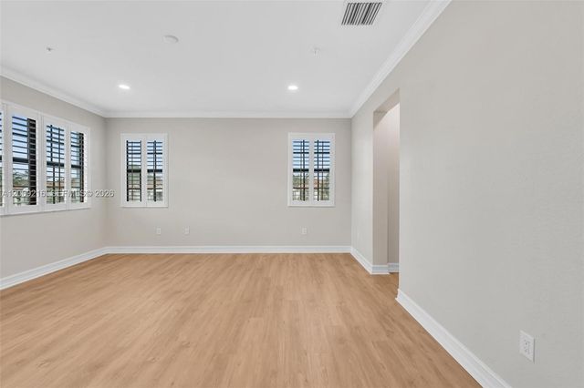 11541 SW 15th St, Pembroke Pines, FL 33025