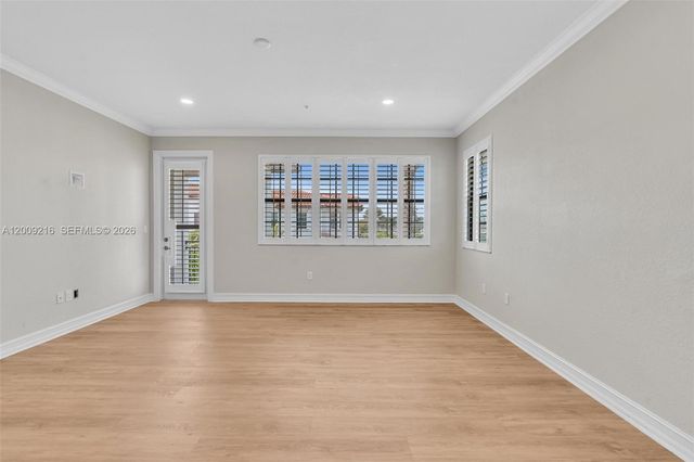 11541 SW 15th St, Pembroke Pines, FL 33025