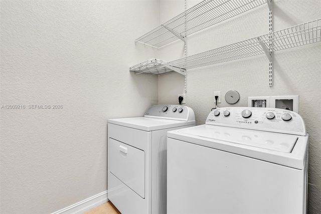 11541 SW 15th St, Pembroke Pines, FL 33025
