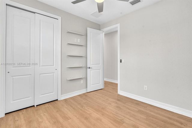 11541 SW 15th St, Pembroke Pines, FL 33025