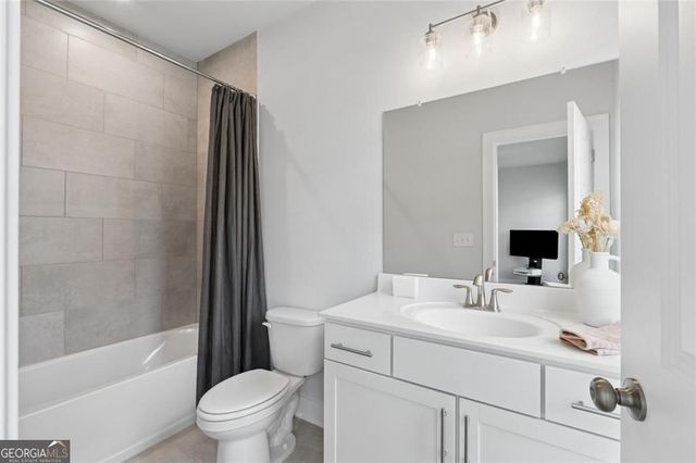 547 Ember Lane NW, Atlanta, GA 30318
