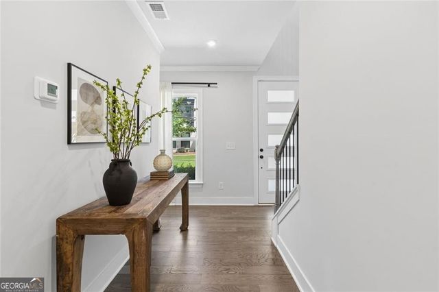 547 Ember Lane NW, Atlanta, GA 30318