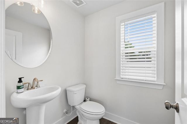 547 Ember Lane NW, Atlanta, GA 30318