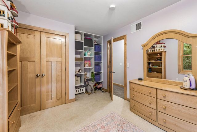3642 Sunrise Drive W, Minnetonka, MN 55345