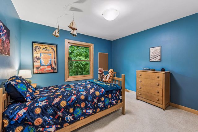 3642 Sunrise Drive W, Minnetonka, MN 55345