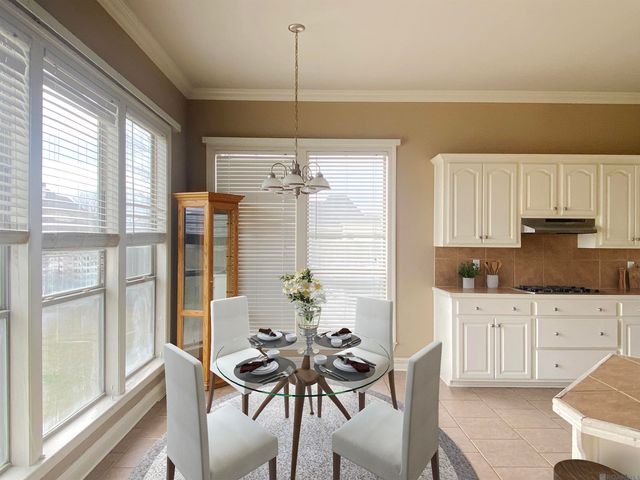 4747 Evergreen Dr, Port Allen, LA 70767