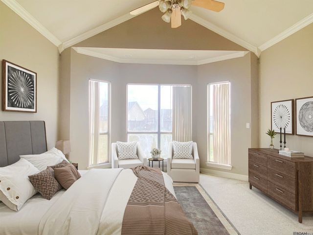 4747 Evergreen Dr, Port Allen, LA 70767