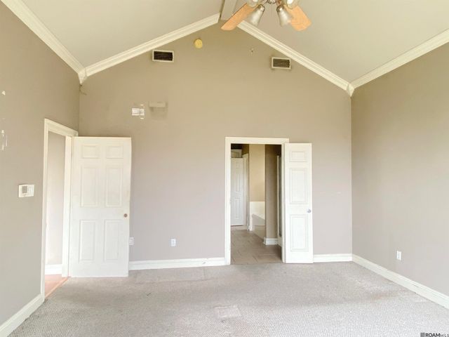 4747 Evergreen Dr, Port Allen, LA 70767