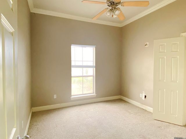 4747 Evergreen Dr, Port Allen, LA 70767