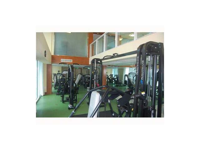 31 SE 5TH Street 202, Miami, FL 33131