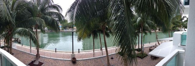 31 SE 5TH Street 202, Miami, FL 33131