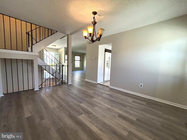 339 SOCIETY HL, Cherry Hill, NJ 08003