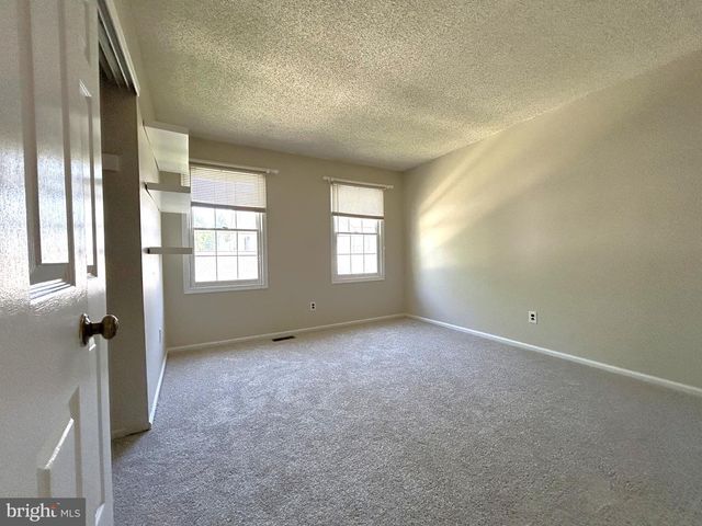 339 SOCIETY HL, Cherry Hill, NJ 08003