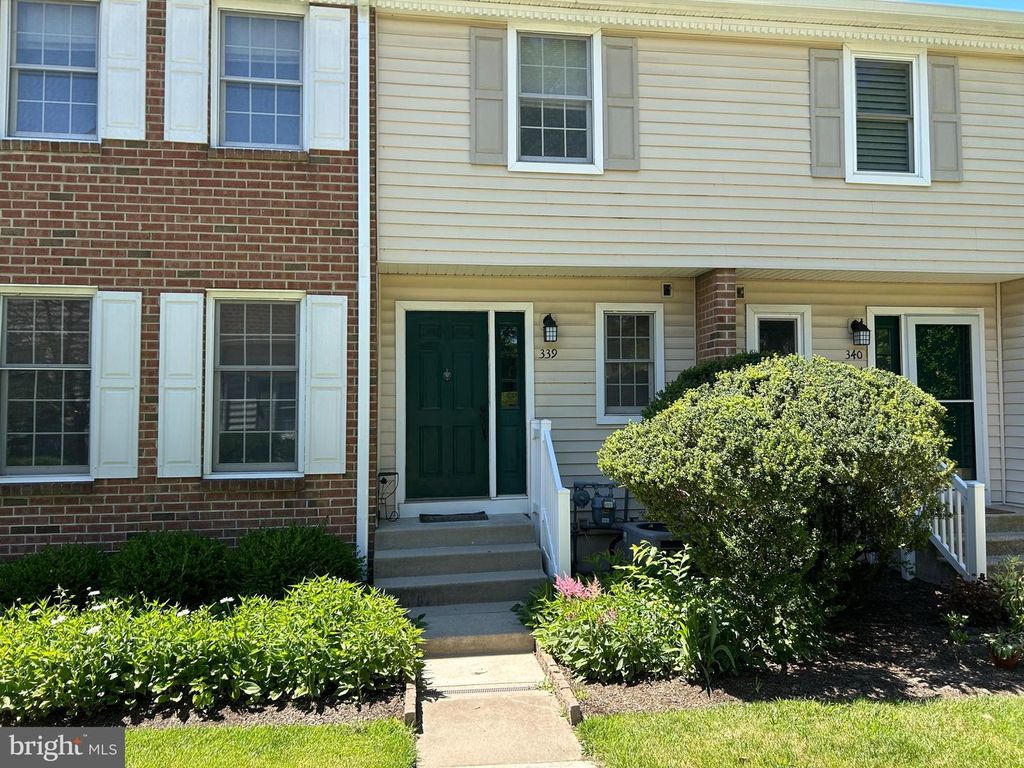 339 SOCIETY HL, Cherry Hill, NJ 08003