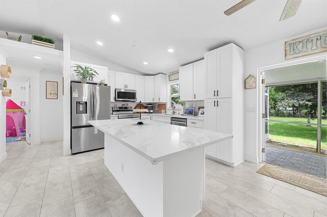 18389 41st Road N, The Acreage, FL 33470