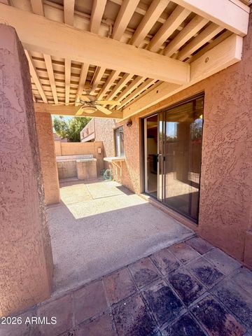 736 E NORTH Lane 3, Phoenix, AZ 85020