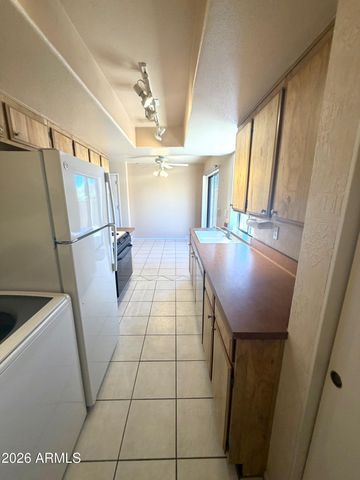 736 E NORTH Lane 3, Phoenix, AZ 85020