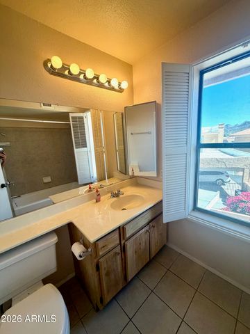 736 E NORTH Lane 3, Phoenix, AZ 85020