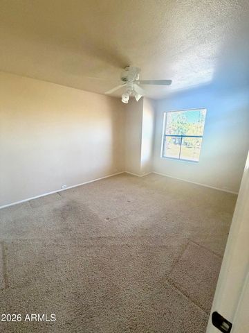 736 E NORTH Lane 3, Phoenix, AZ 85020