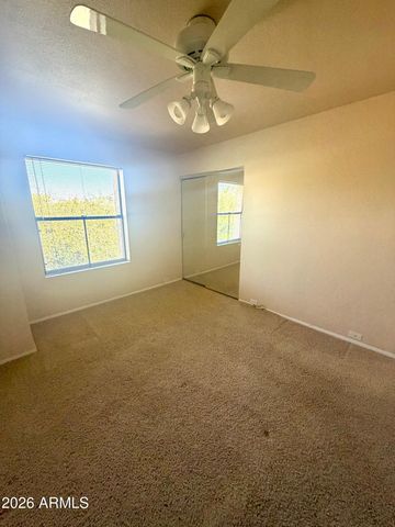 736 E NORTH Lane 3, Phoenix, AZ 85020