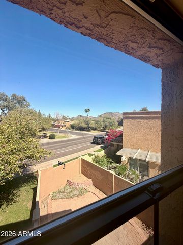 736 E NORTH Lane 3, Phoenix, AZ 85020