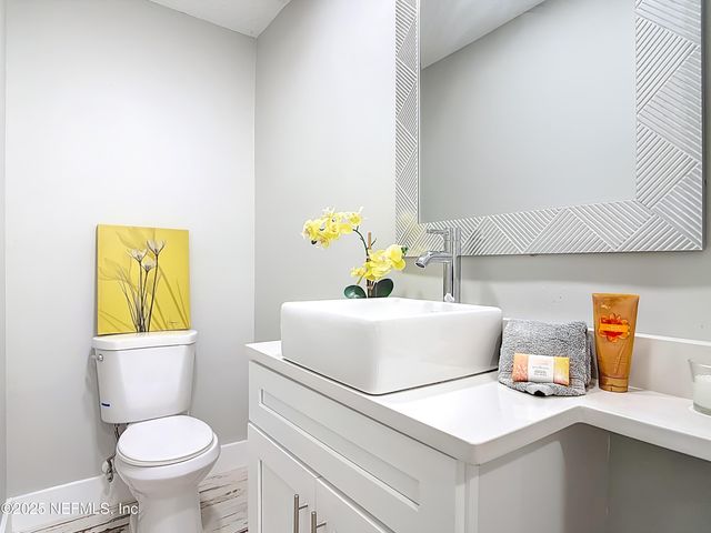 555 WILDWOOD Drive, New Smyrna Beach, FL 32168