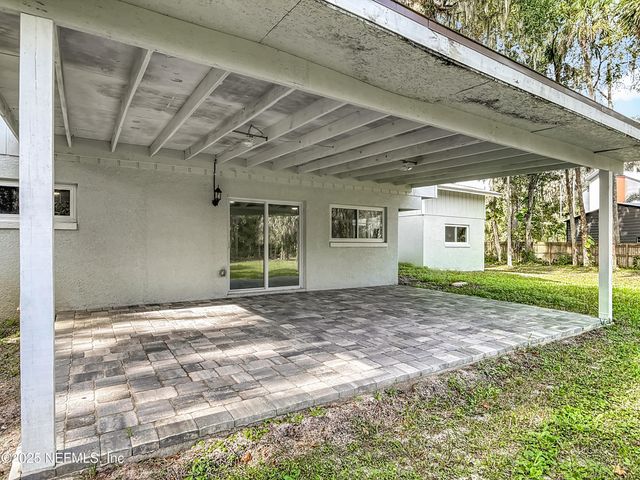 555 WILDWOOD Drive, New Smyrna Beach, FL 32168