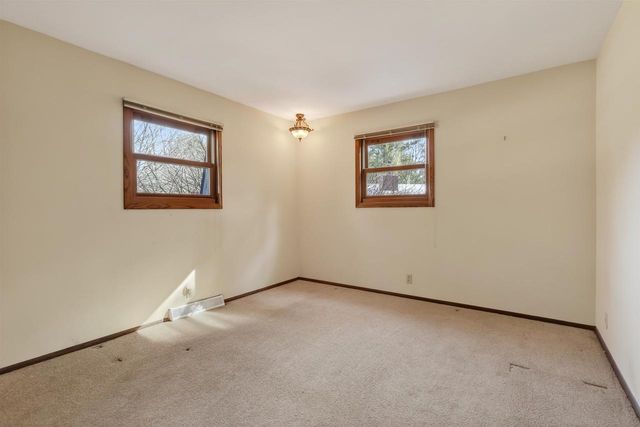 2641 PARKWAY COURT, Wisconsin Rapids, WI 54494