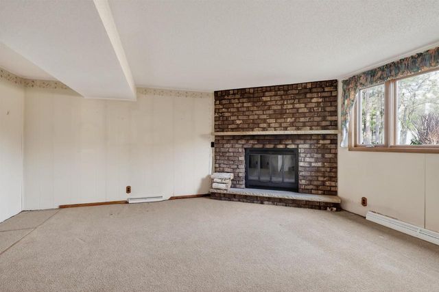 2641 PARKWAY COURT, Wisconsin Rapids, WI 54494