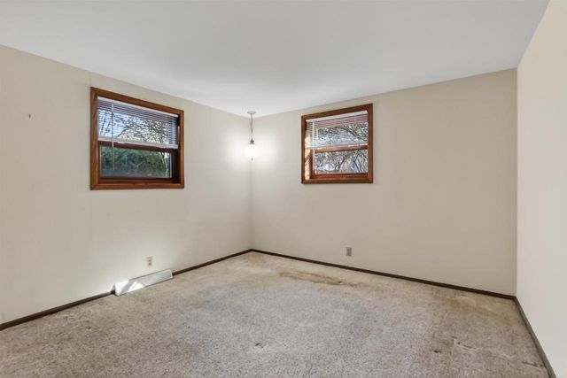 2641 PARKWAY COURT, Wisconsin Rapids, WI 54494