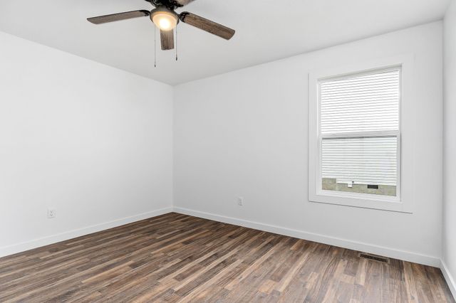 168 Sky View Meadow Dr, Crossville, TN 38555