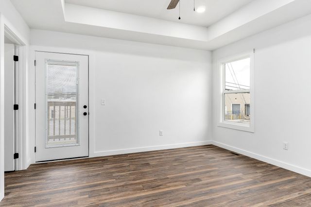 168 Sky View Meadow Dr, Crossville, TN 38555