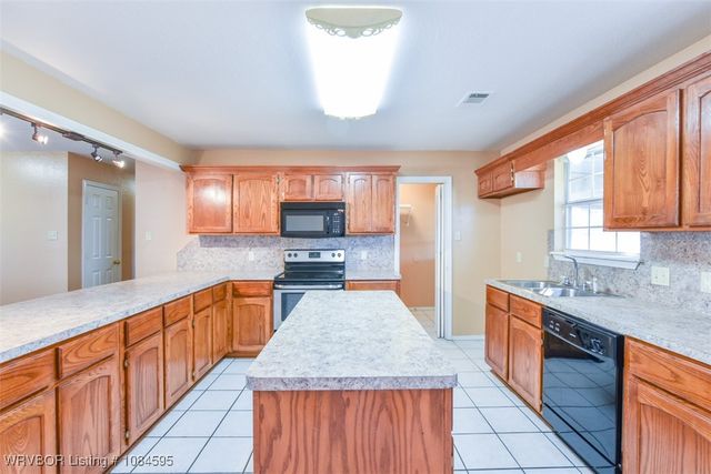 101 Choctaw Drive, Roland, OK 74954