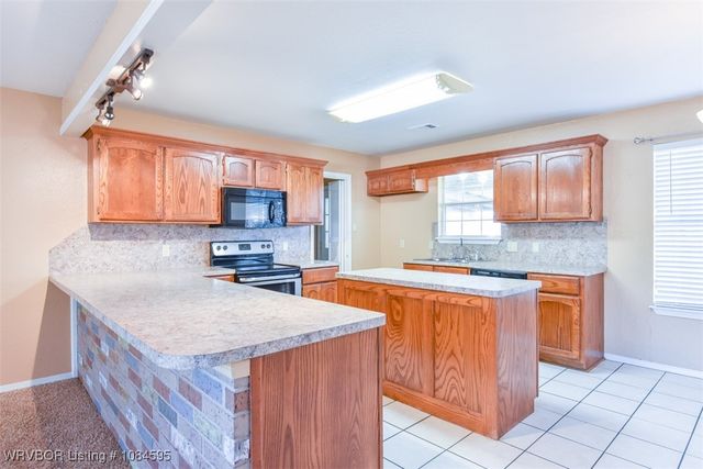 101 Choctaw Drive, Roland, OK 74954