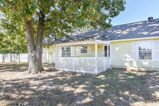 101 Choctaw Drive, Roland, OK 74954