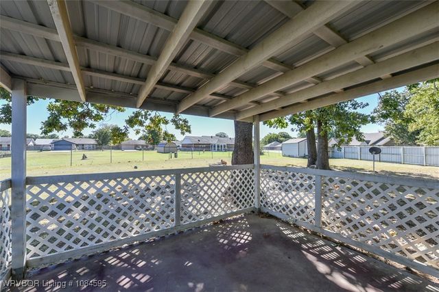 101 Choctaw Drive, Roland, OK 74954