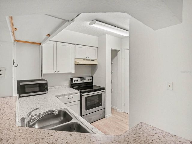 199 AFTON SQUARE 108, Altamonte Springs, FL 32714
