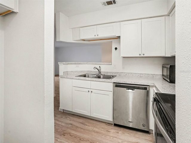 199 AFTON SQUARE 108, Altamonte Springs, FL 32714
