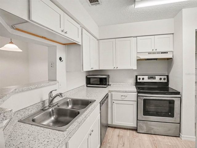 199 AFTON SQUARE 108, Altamonte Springs, FL 32714