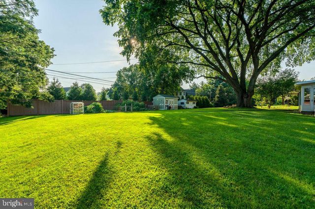 600 KISSEL HILL RD, Lititz, PA 17543